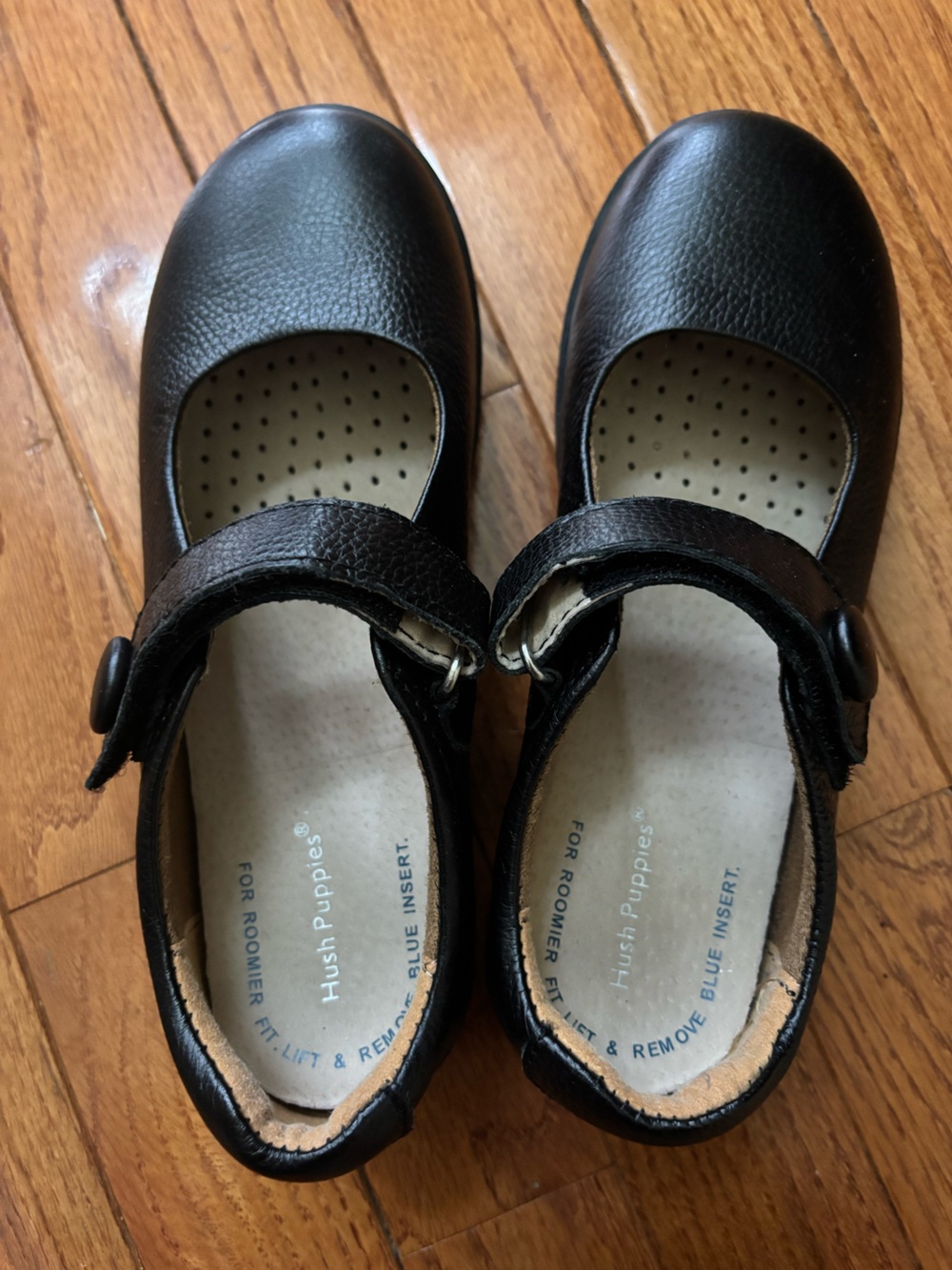 Hush Puppies Girls Black Mary Jane Strap Shoes Size 2.5 Big Kid